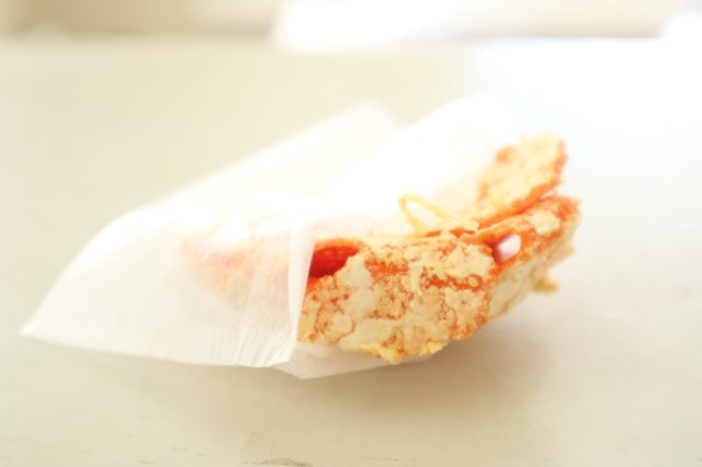 みかんの皮で簡単に 洗剤水 が作れる シンクや床掃除に活用する方法